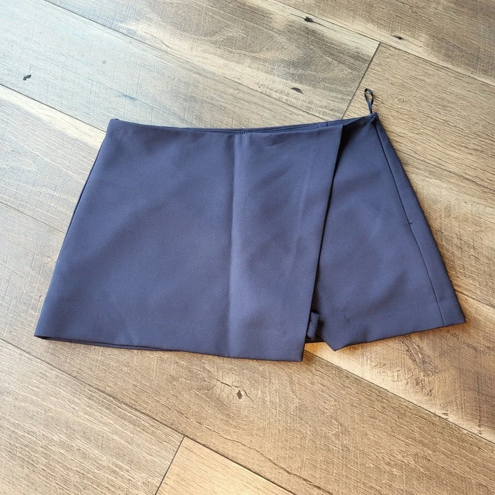 Zara Navy Blue Wrap Front Mini Skort Side Zip Shorts Womens Medium